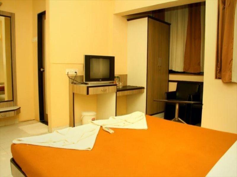 Hotel Sai Regency Даман Екстер'єр фото