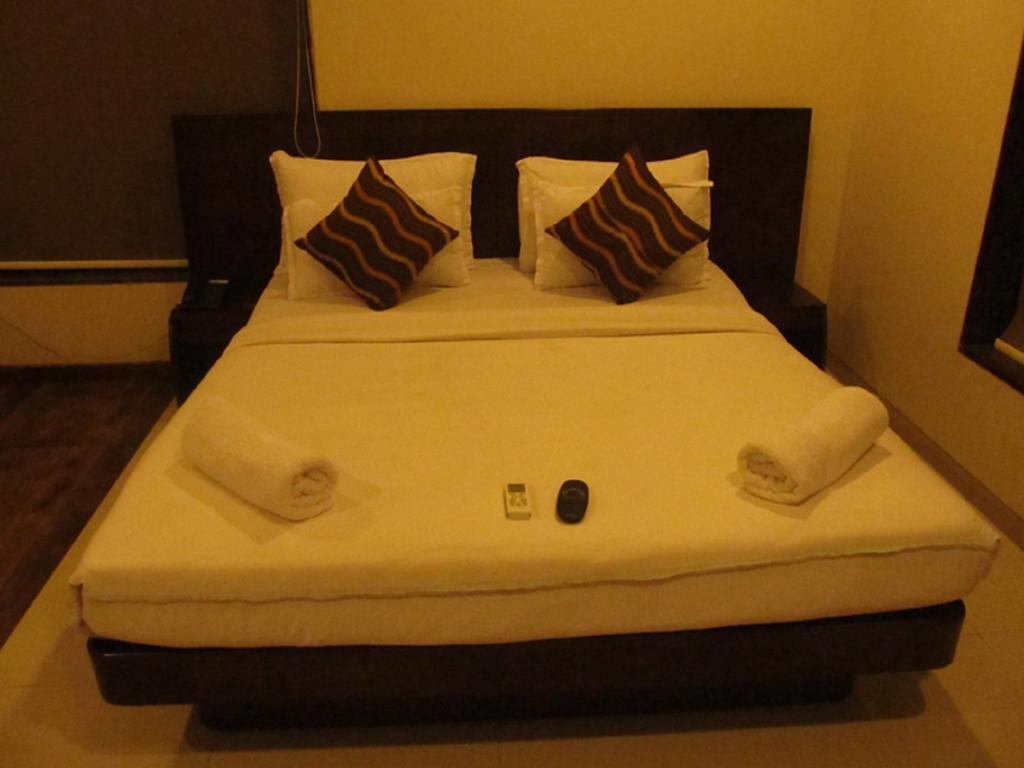 Hotel Sai Regency Даман Екстер'єр фото